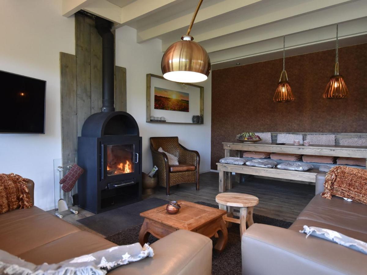 Holiday Home In Reutum Weerselo With Jacuzzi Beekdorp ภายนอก รูปภาพ